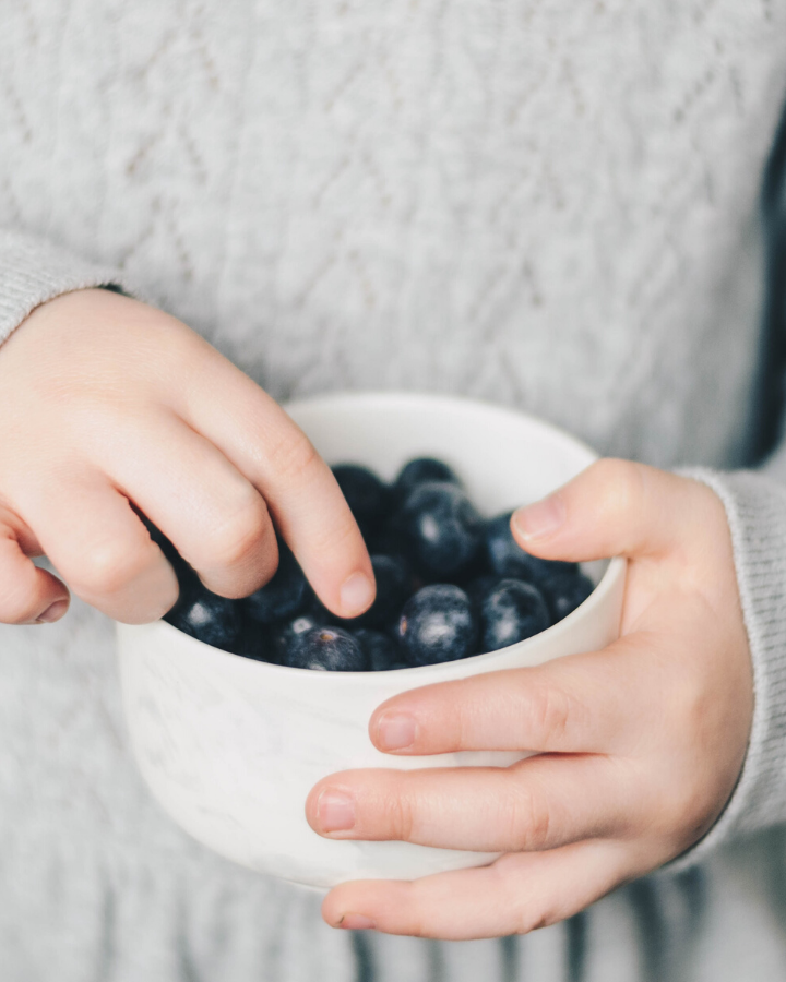 How to Get Kids to Eat Healthy Foods, healthy eating, how to form healthier eating habits, getting kids to eat healthy, motherhood and food